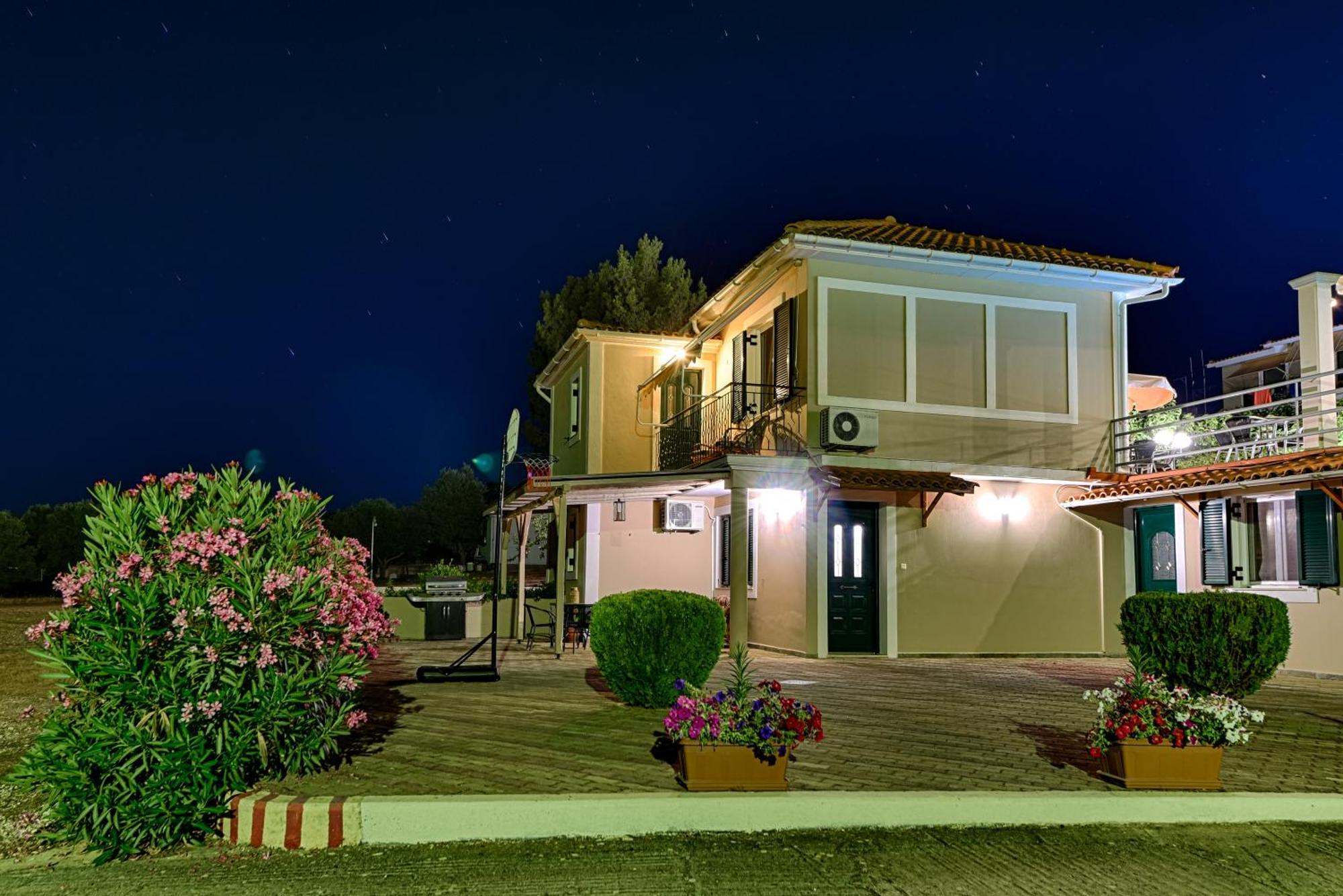 Troianata Ionis Hotel חדר תמונה