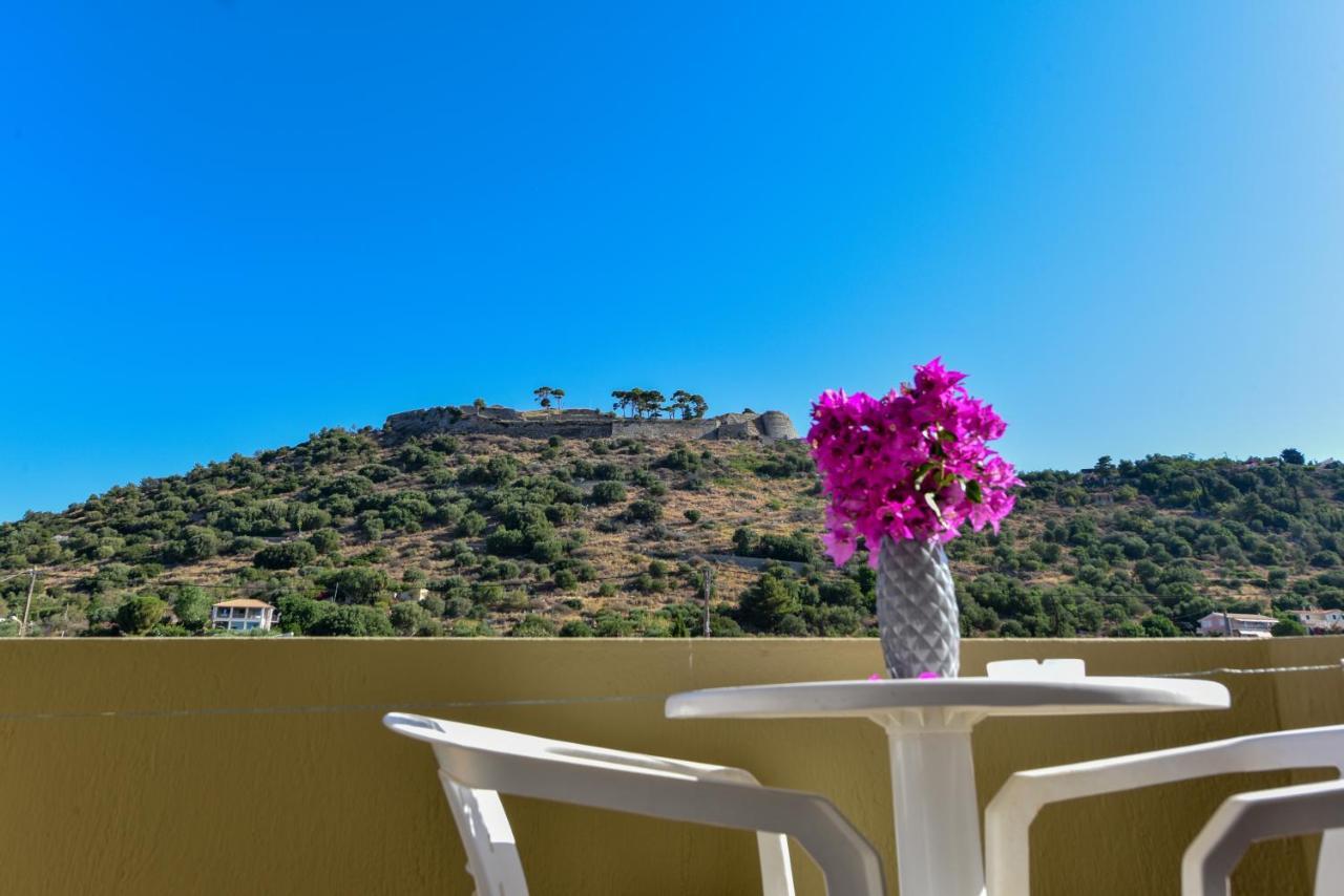Troianata Ionis Hotel מראה חיצוני תמונה