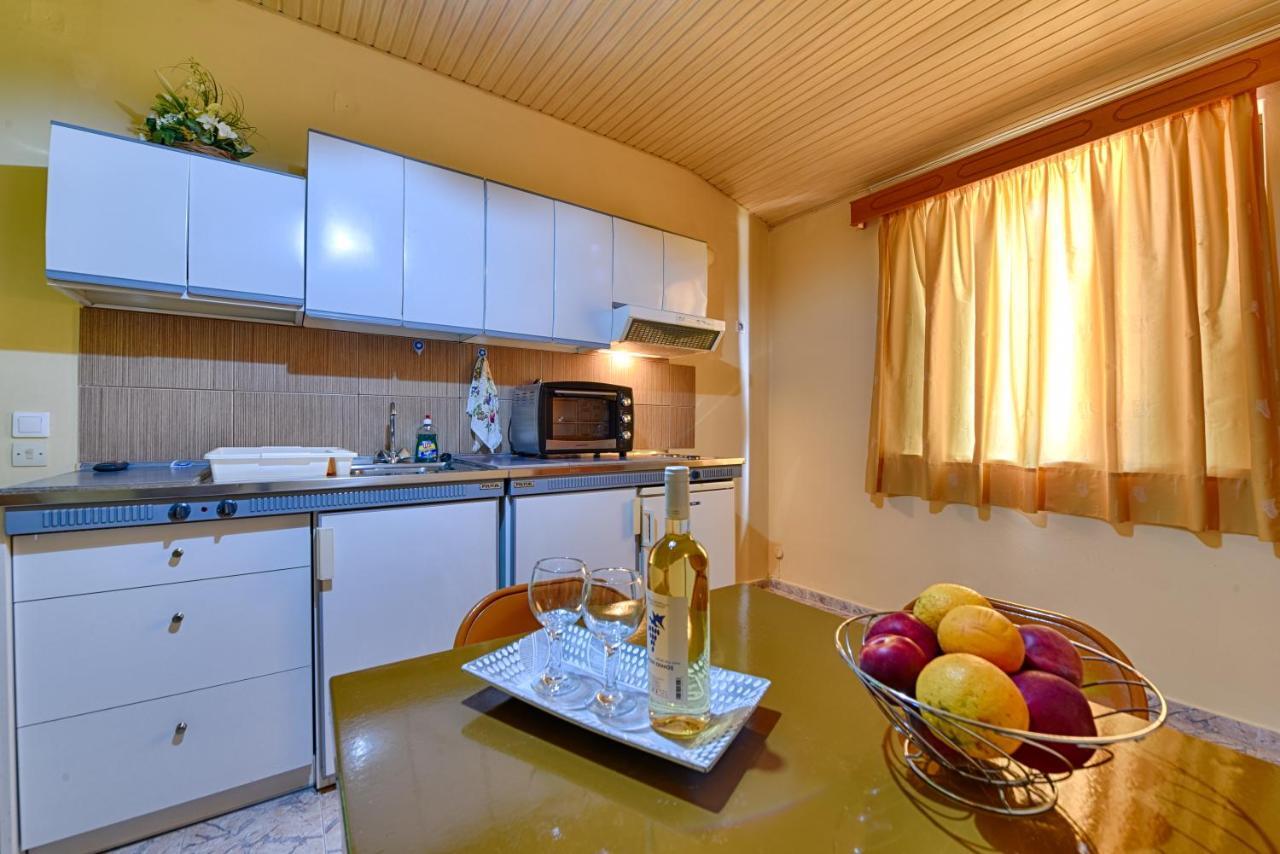 Troianata Ionis Hotel מראה חיצוני תמונה